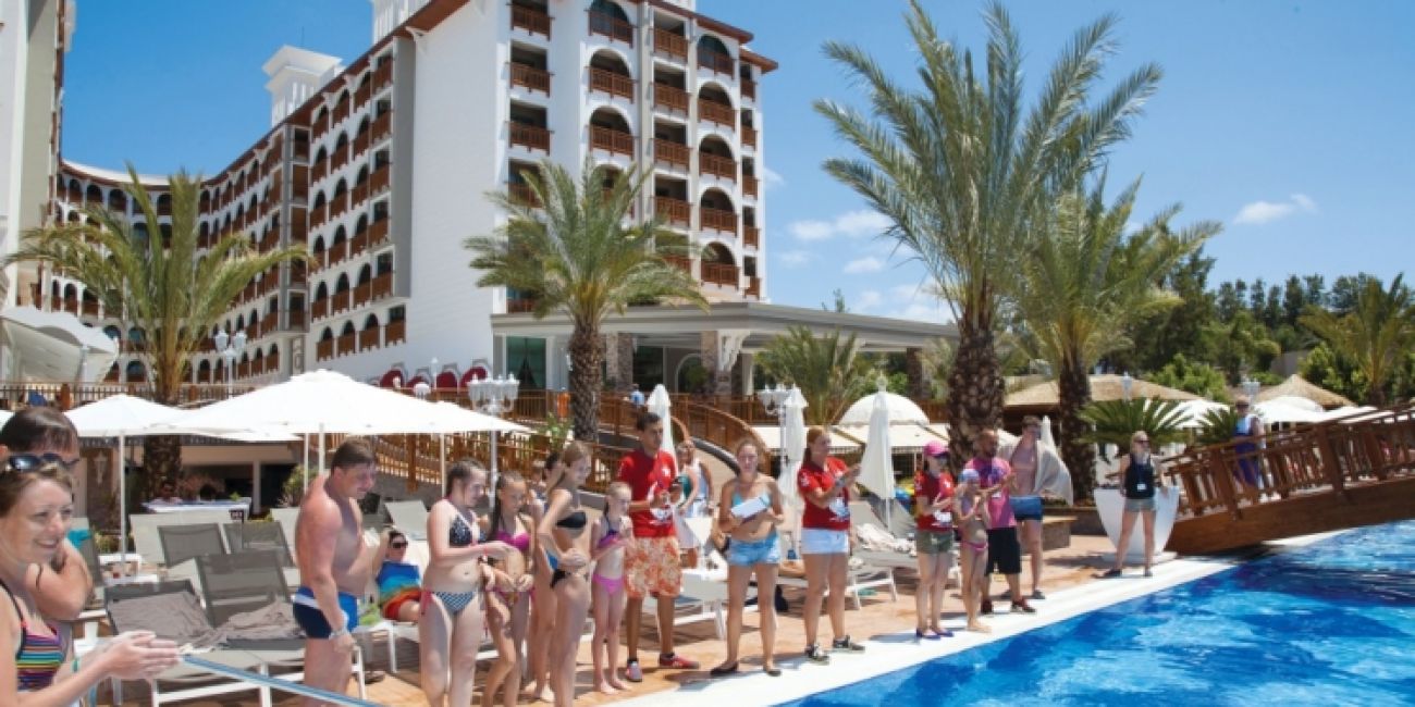 Hotel Quattro Beach Resort & Spa 5* Alanya 
