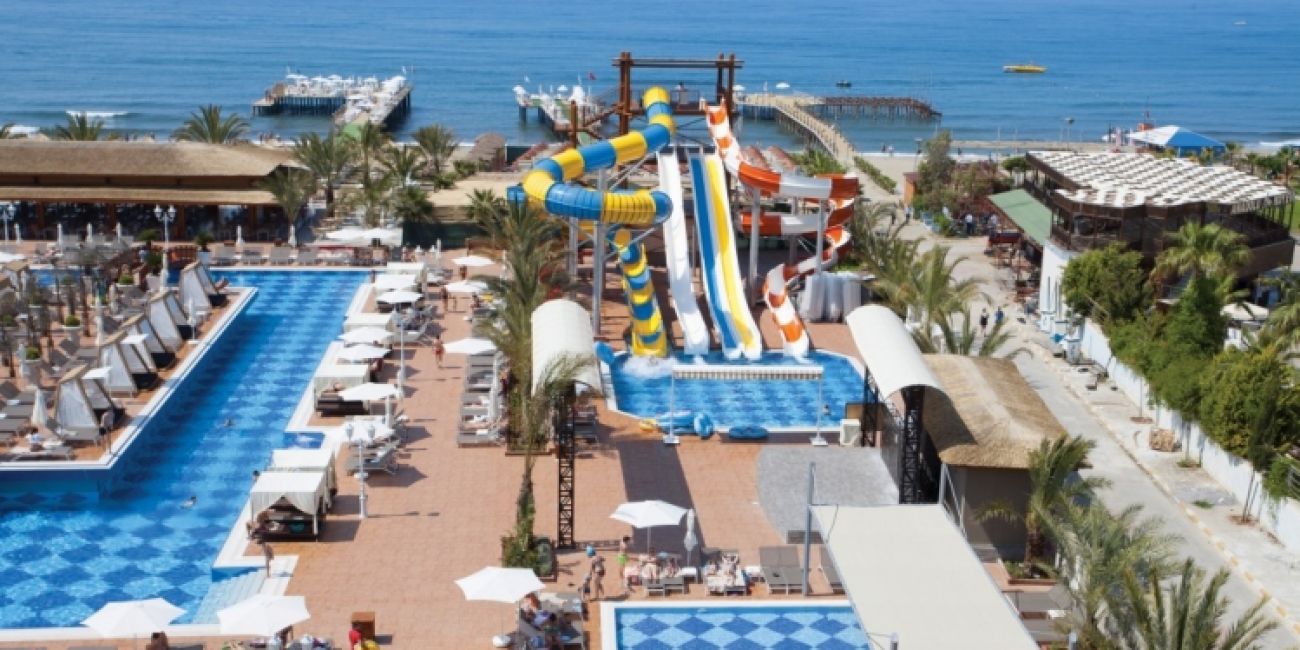 Hotel Quattro Beach Resort & Spa 5* Alanya 
