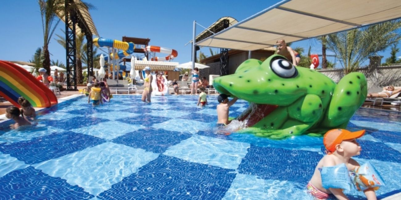 Hotel Quattro Beach Resort & Spa 5* Alanya 