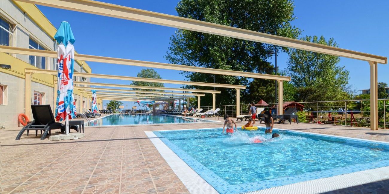 Hotel Queen Vera 4* Mamaia 