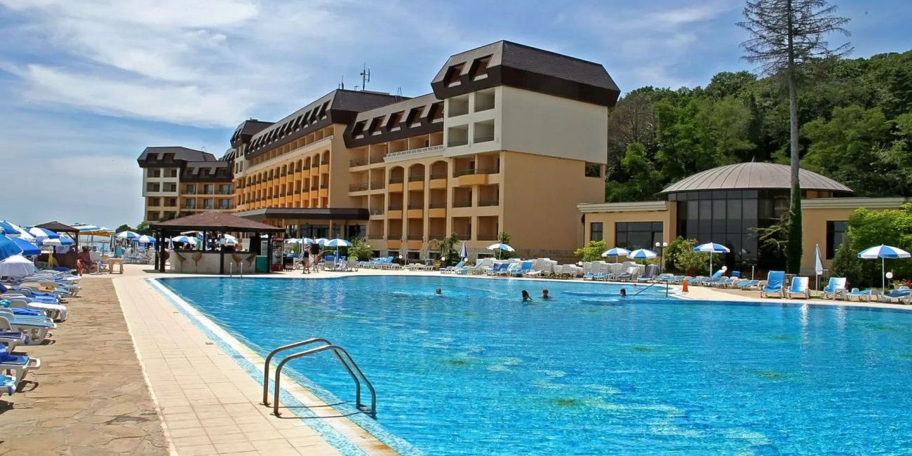 Hotel Riviera Beach 5*  Riviera Holiday Club 