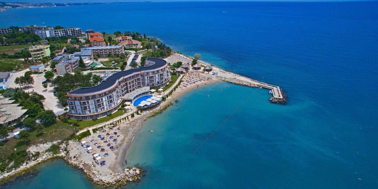 Hotel Royal Bay Resort 4*  Kavarna 