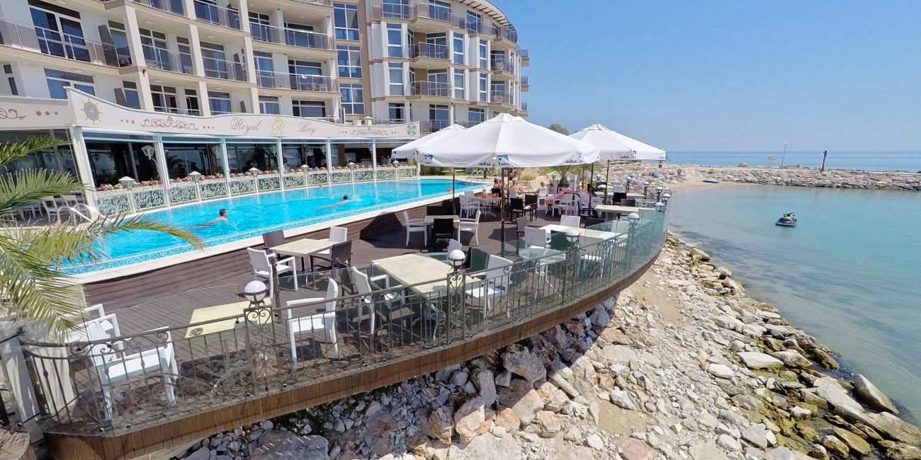 Hotel Royal Bay Resort 4*  Kavarna 