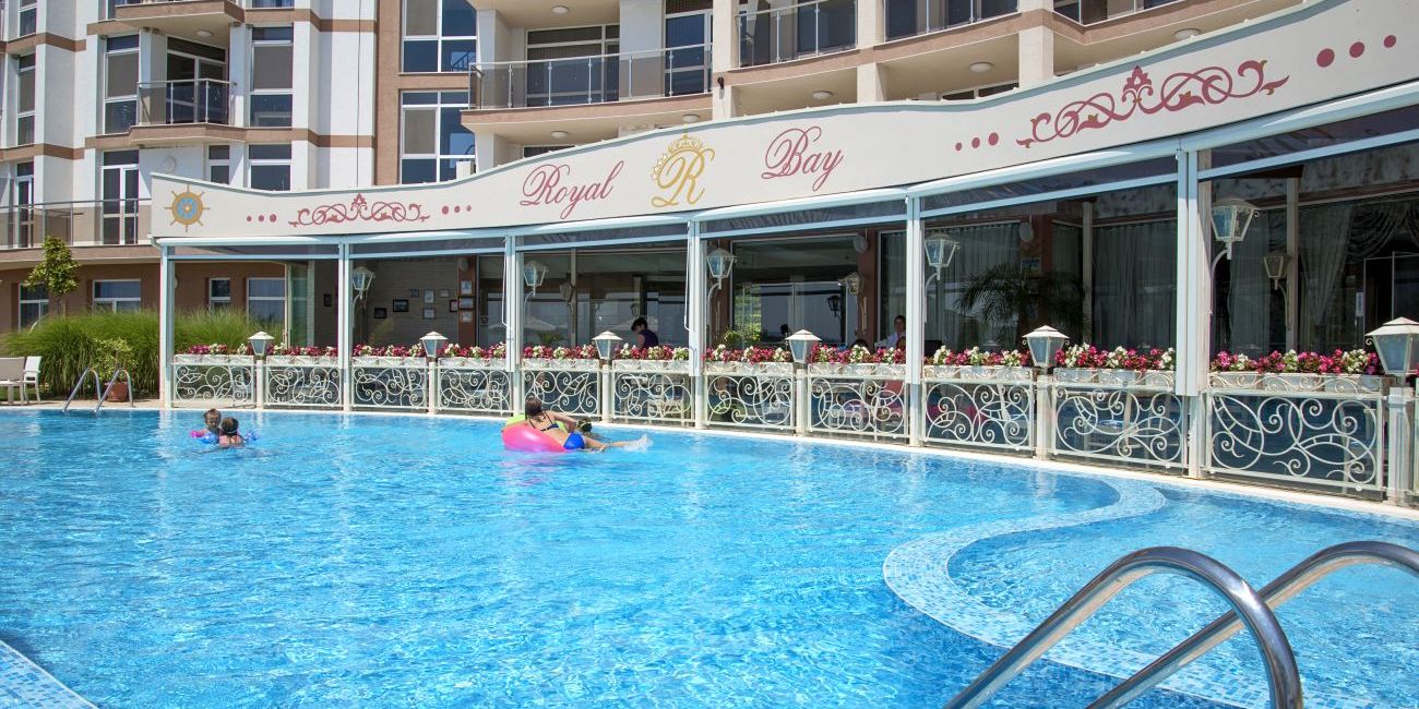 Hotel Royal Bay Resort 4*  Kavarna 