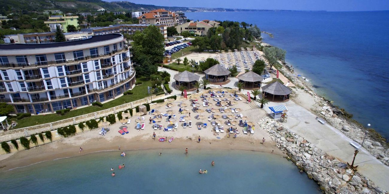 Hotel Royal Bay Resort 4*  Kavarna 