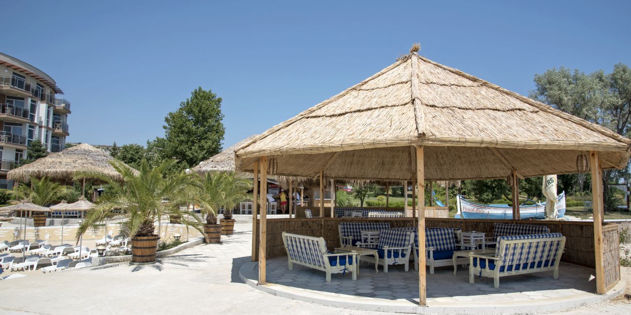 Hotel Royal Bay Resort 4*  Kavarna 