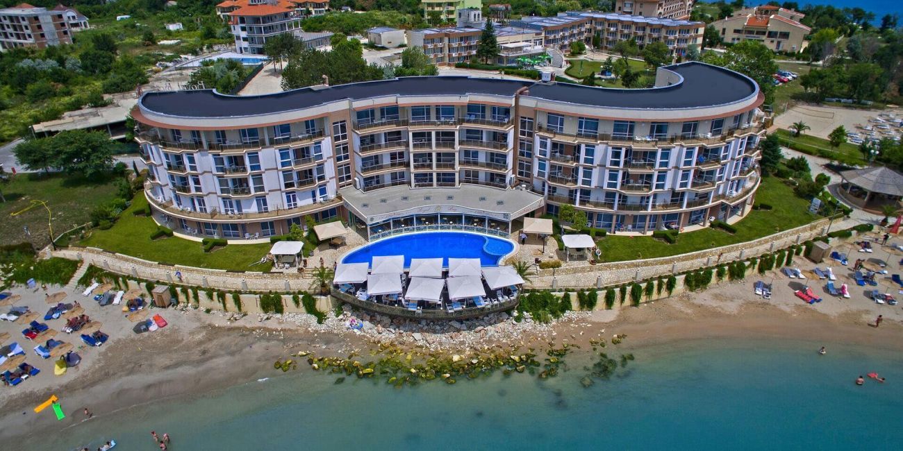 Hotel Royal Bay Resort 4*  Kavarna 