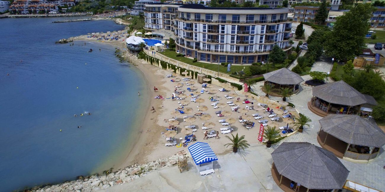 Hotel Royal Bay Resort 4*  Kavarna 