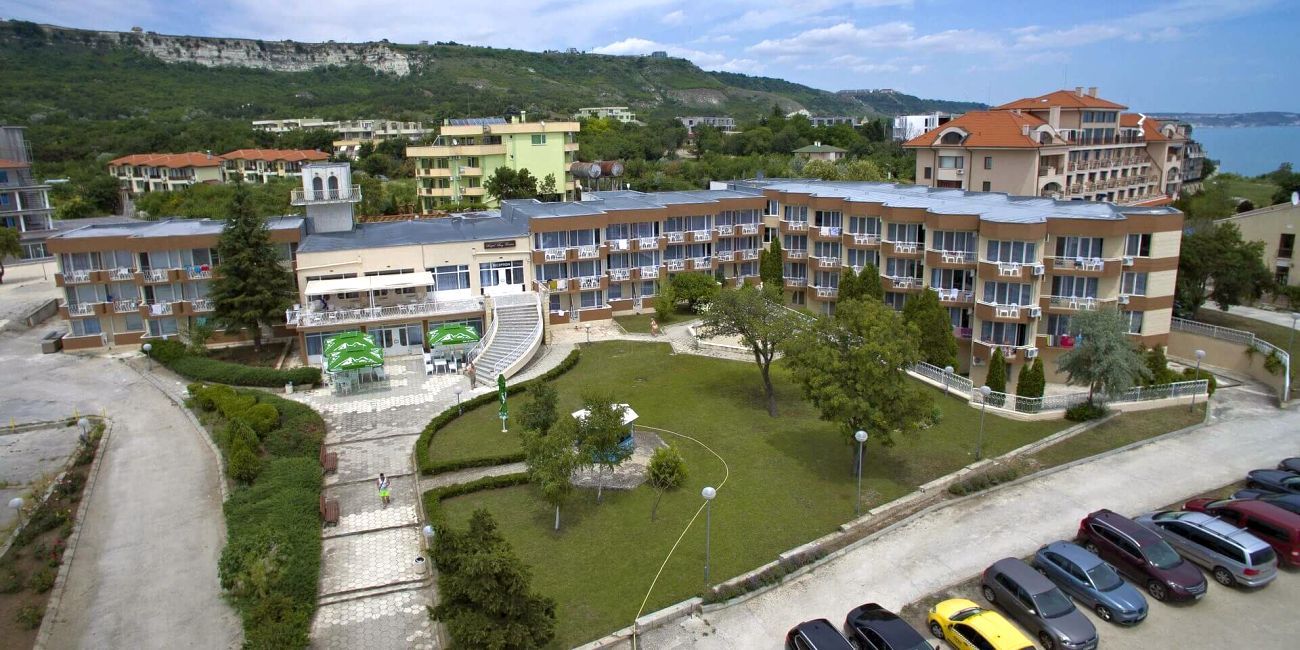 Hotel Royal Bay Resort 4*  Kavarna 