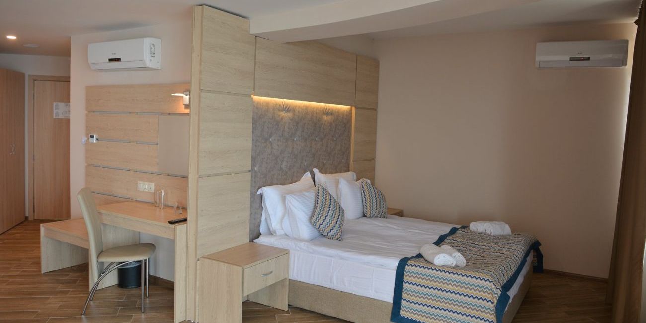 Hotel Royal Grand 4* Kavarna 