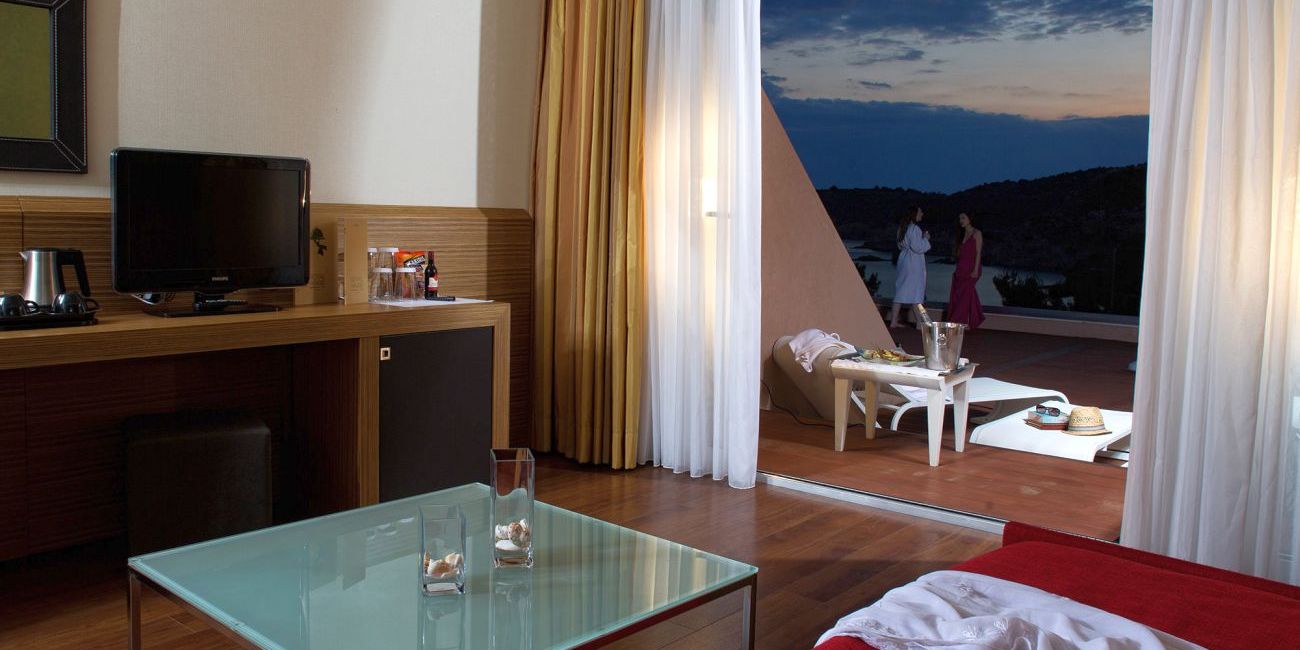 Hotel Royal Paradise Beach Resort & Spa 5*  Thassos 