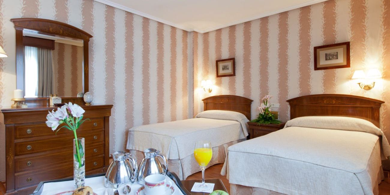 Hotel Santos Santemar 4* (sau similar) - Demipensiune Madrid 