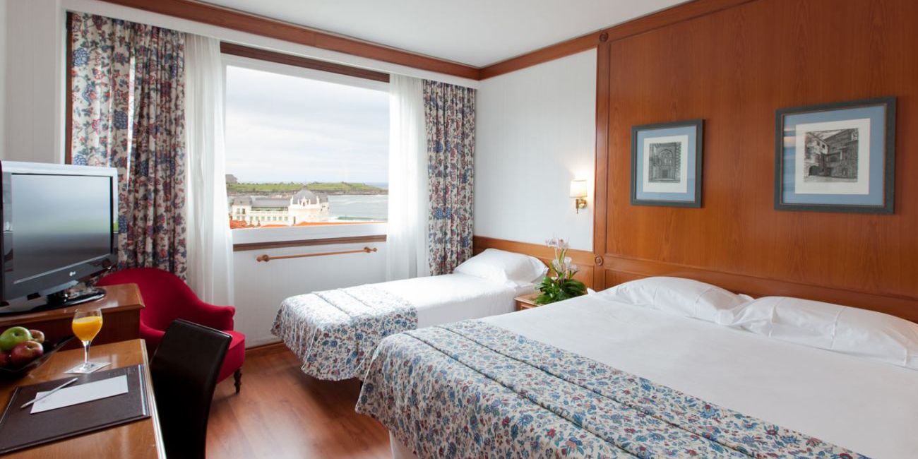 Hotel Santos Santemar 4* (sau similar) - Demipensiune Madrid 