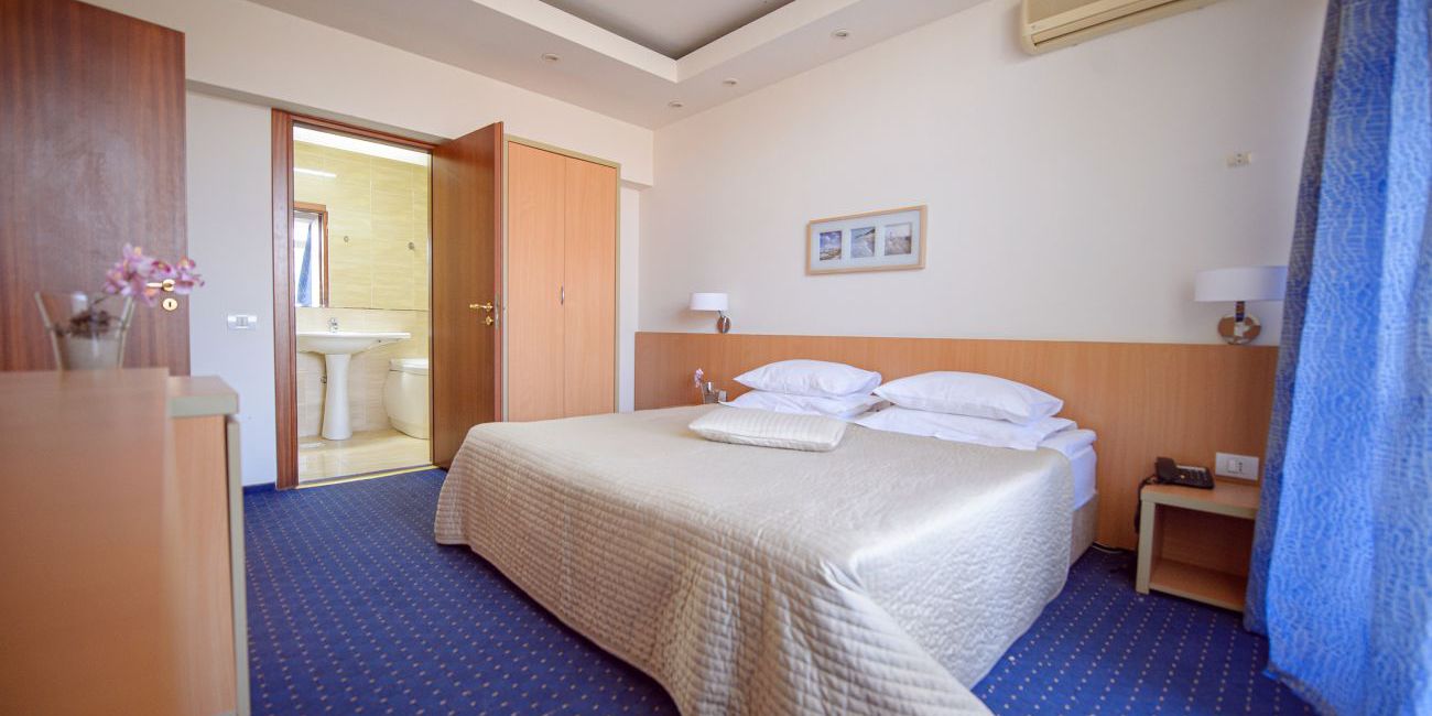 Hotel Sara 3* Neptun 