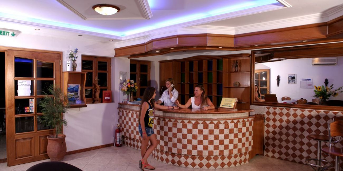 Hotel Sirines 2*  Thassos 