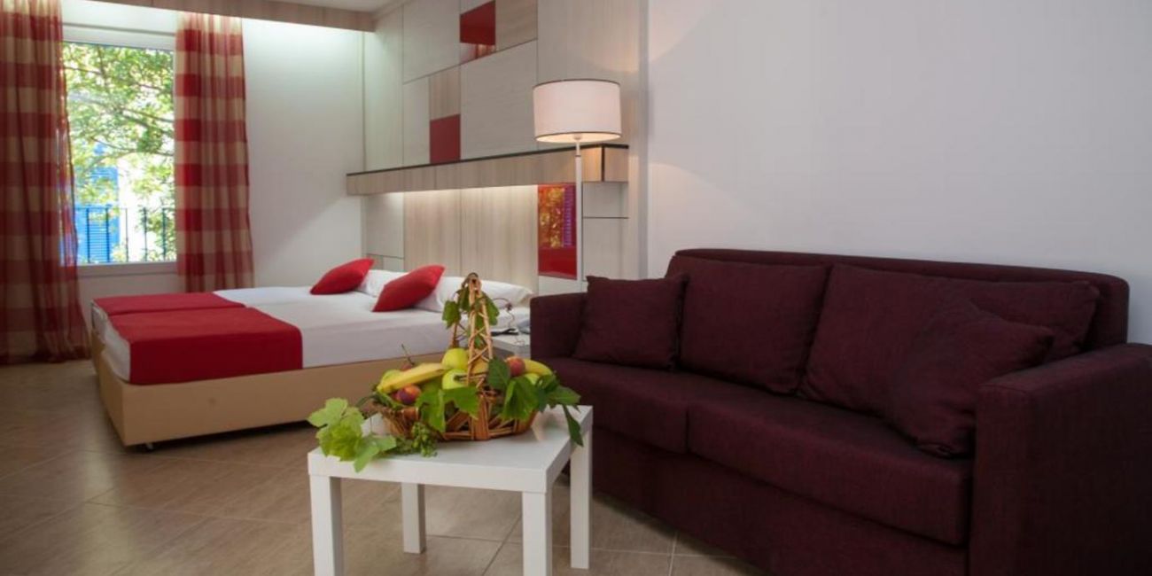 Hotel Slovenska Plaza 3*/4* Budva 
