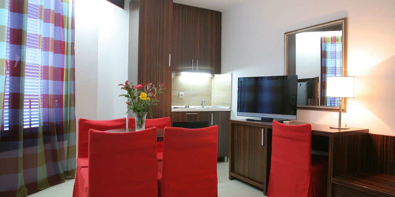 Hotel Slovenska Plaza 3*/4* Budva 