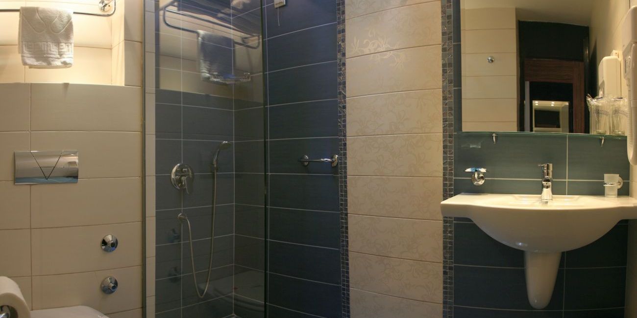 Hotel Slovenska Plaza 3*/4* Budva 