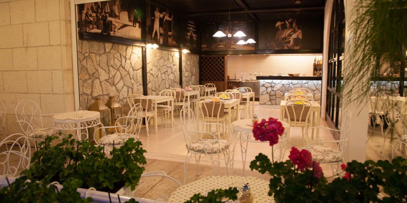 Hotel Slovenska Plaza 3*/4* Budva 