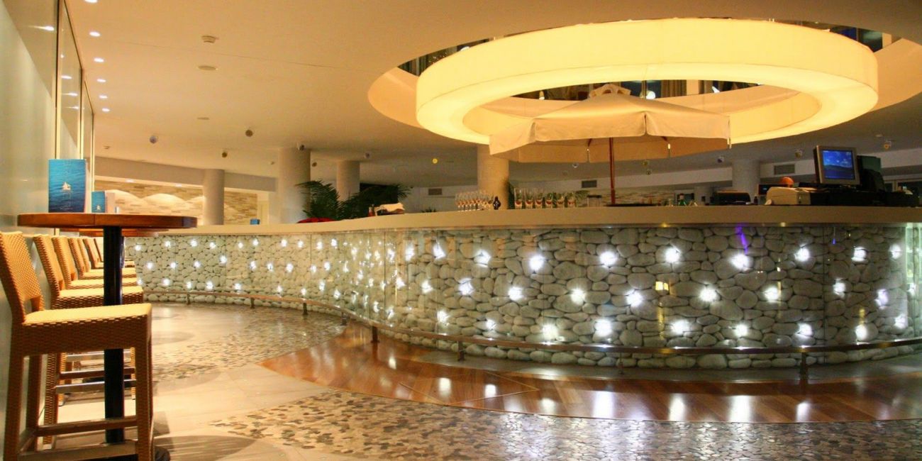 Hotel Splendid Conference & Spa Resort 5* Becici 