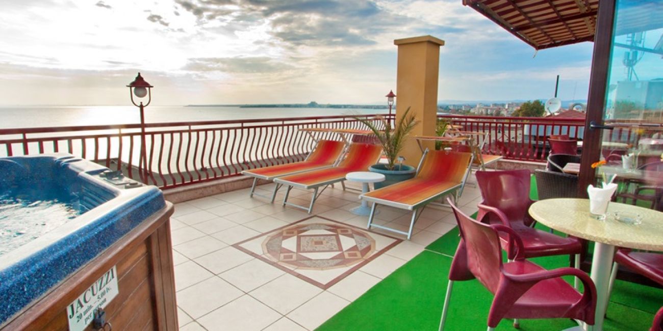 Hotel St George 4*  Pomorie 