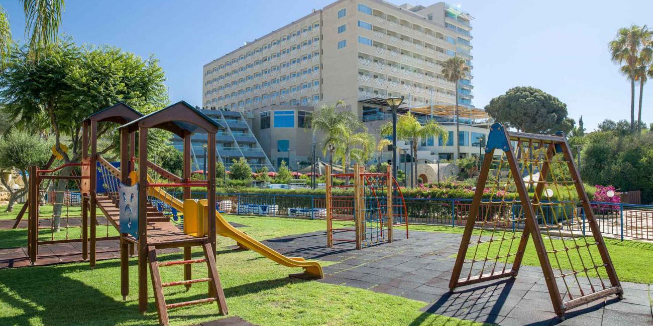 Hotel St Raphael Resort & Marina 5* Limassol 