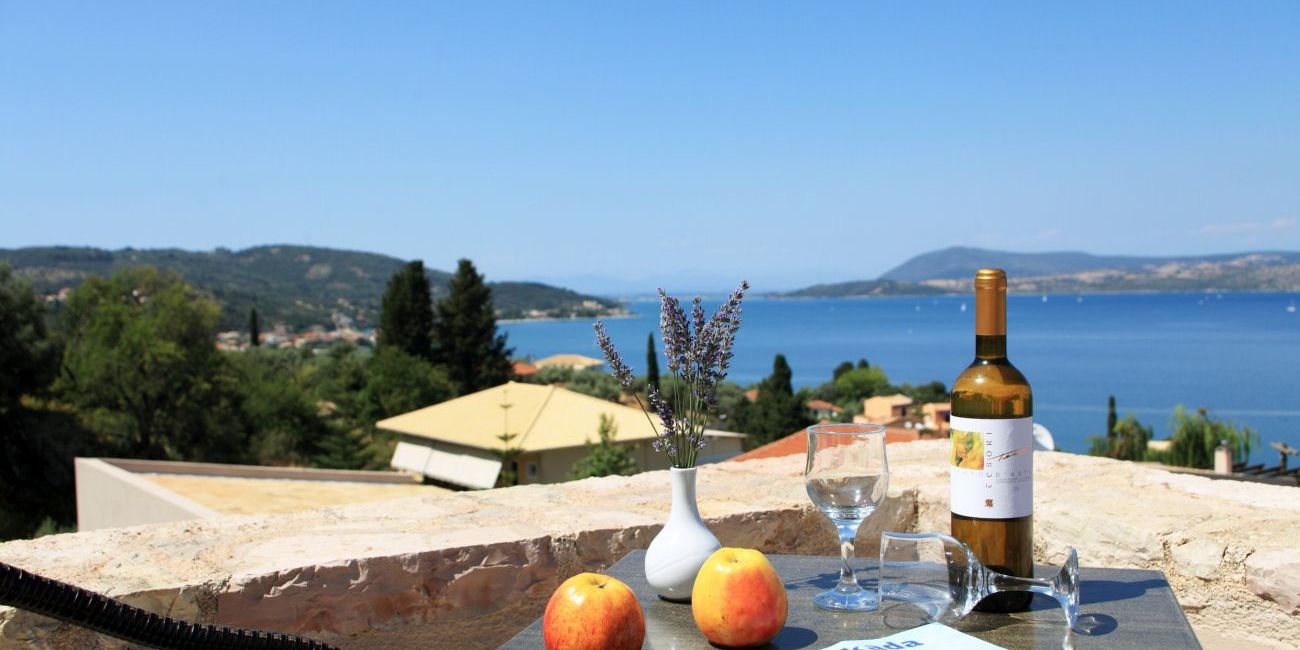 Hotel Tesoro 3*  Lefkada 