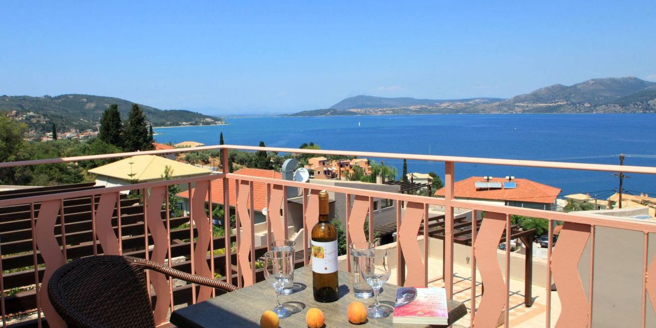 Hotel Tesoro 3*  Lefkada 