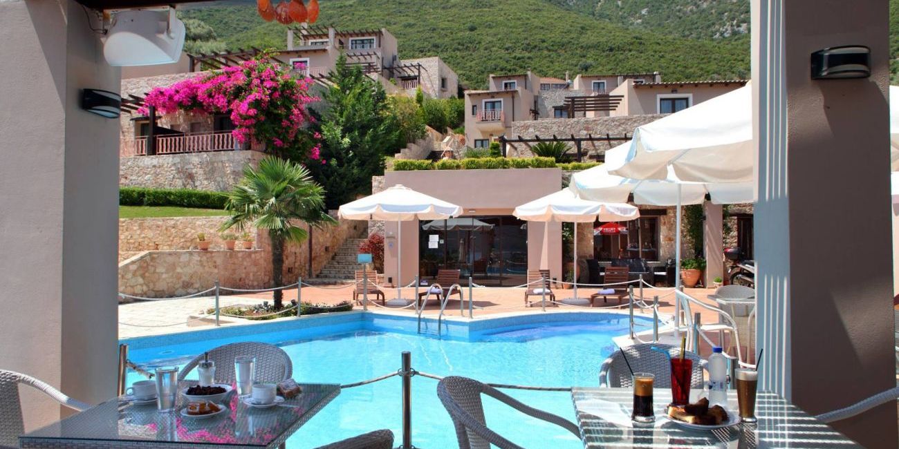 Hotel Tesoro 3*  Lefkada 