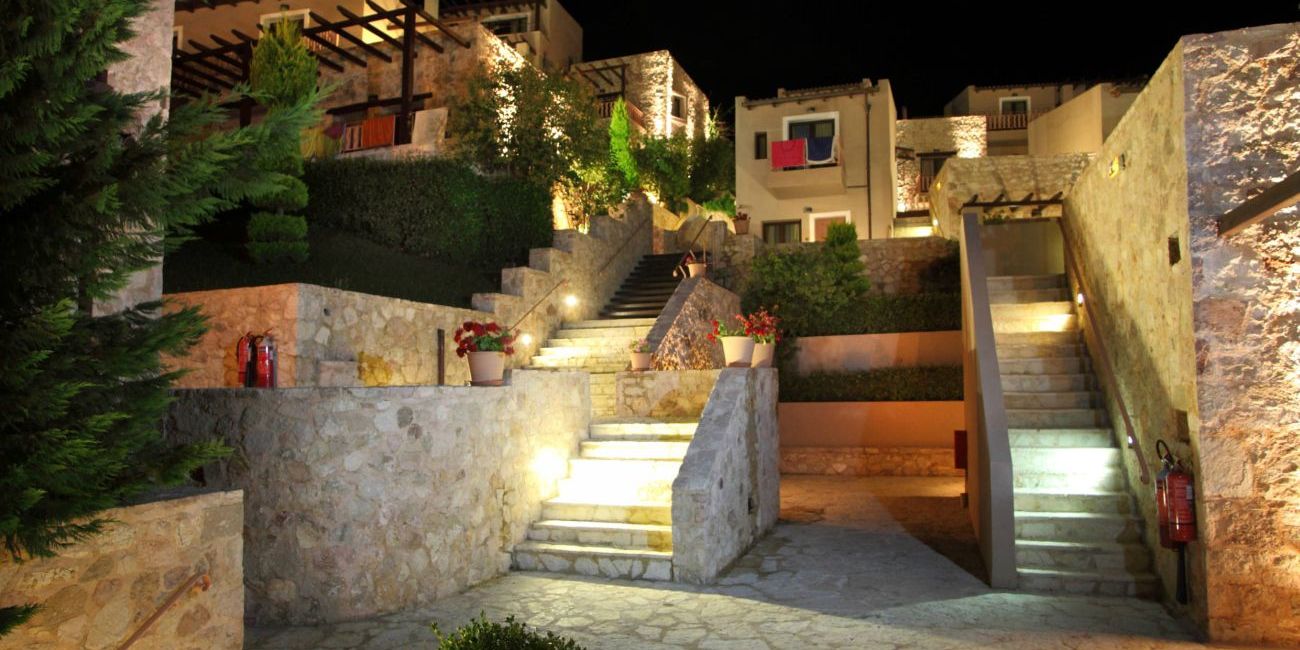 Hotel Tesoro 3*  Lefkada 