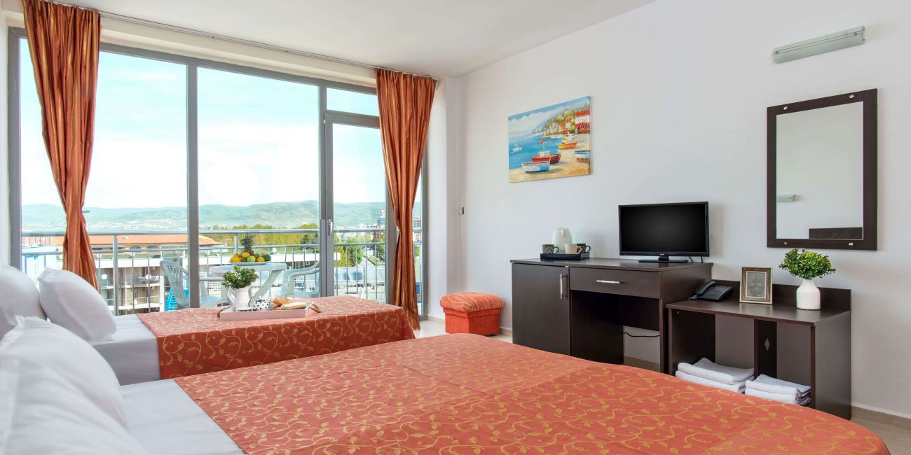 Hotel Tia Maria 3*  Sunny Beach 