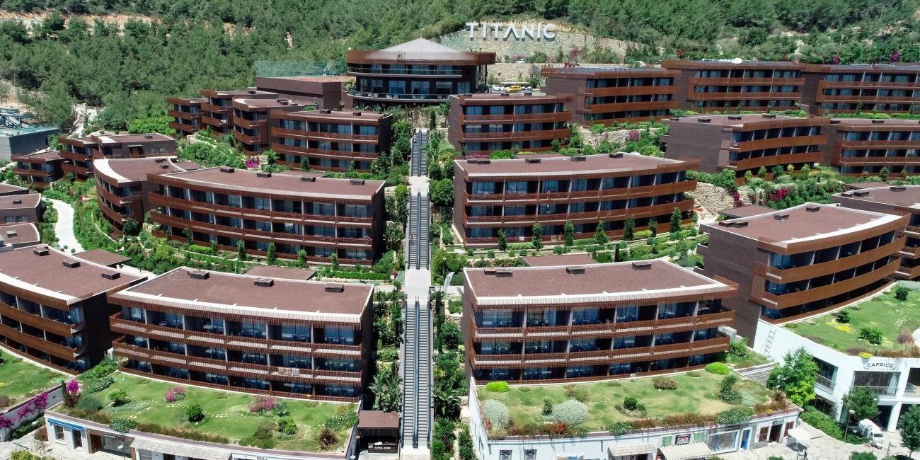 Hotel Titanic Luxury Collection Bodrum 5*  Bodrum 