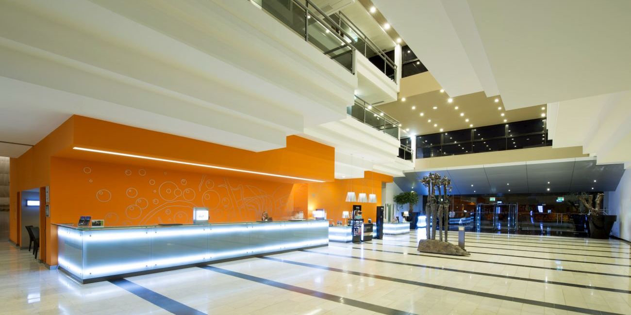 Hotel Tivoli Marina Vilamoura 5*  Algarve 