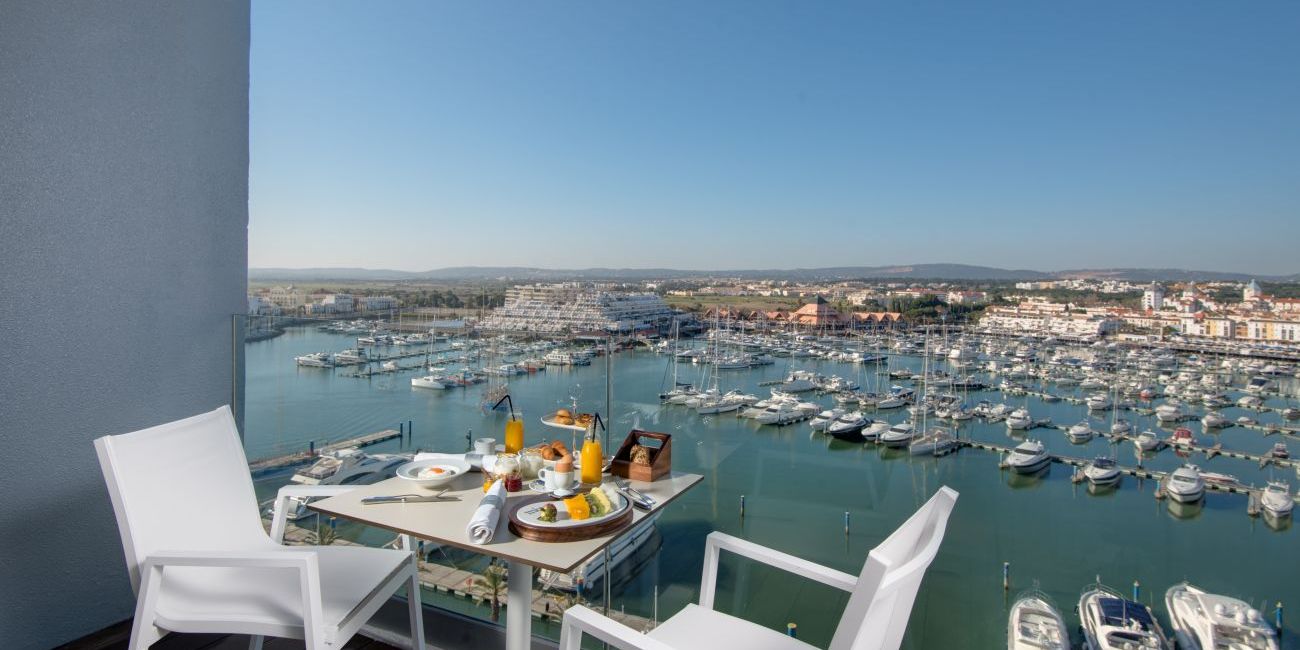 Hotel Tivoli Marina Vilamoura 5*  Algarve 