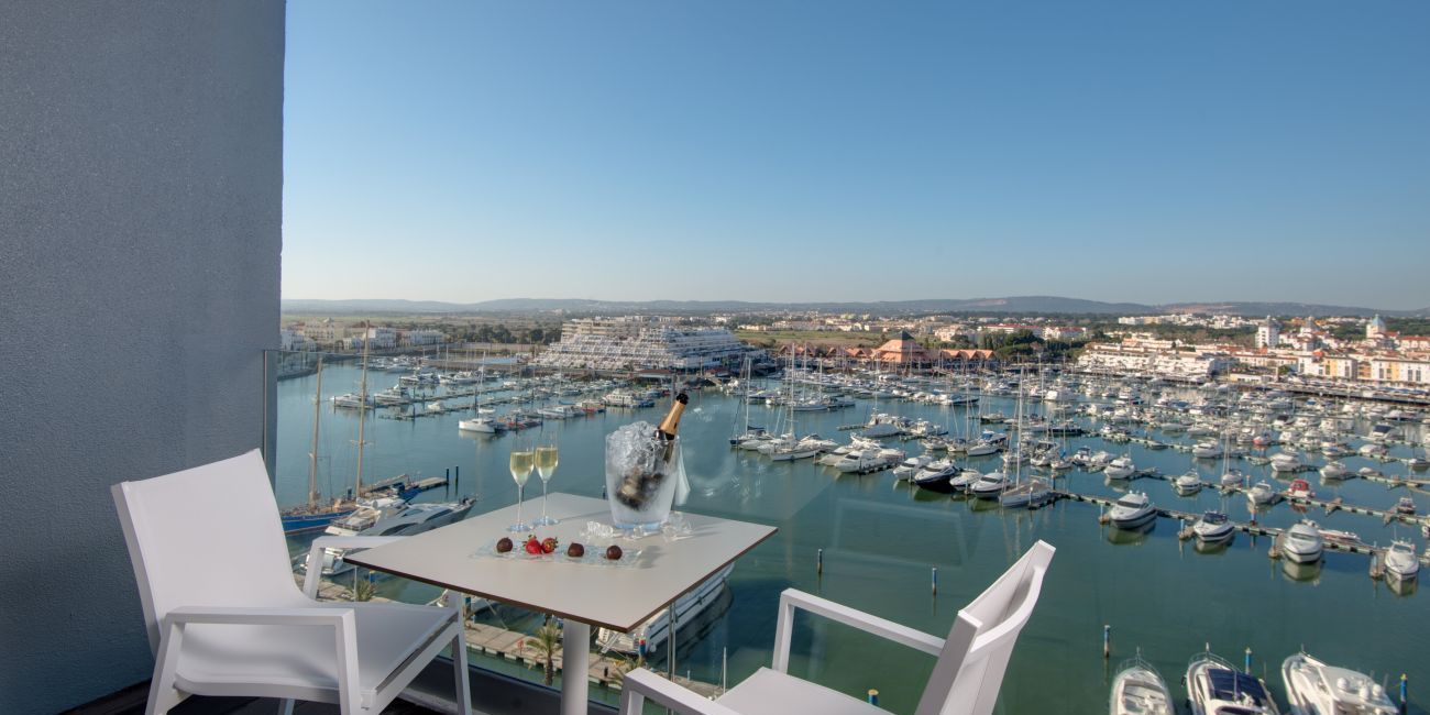 Hotel Tivoli Marina Vilamoura 5*  Algarve 