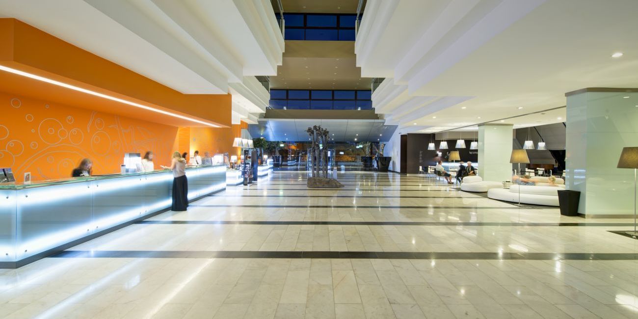 Hotel Tivoli Marina Vilamoura 5*  Algarve 