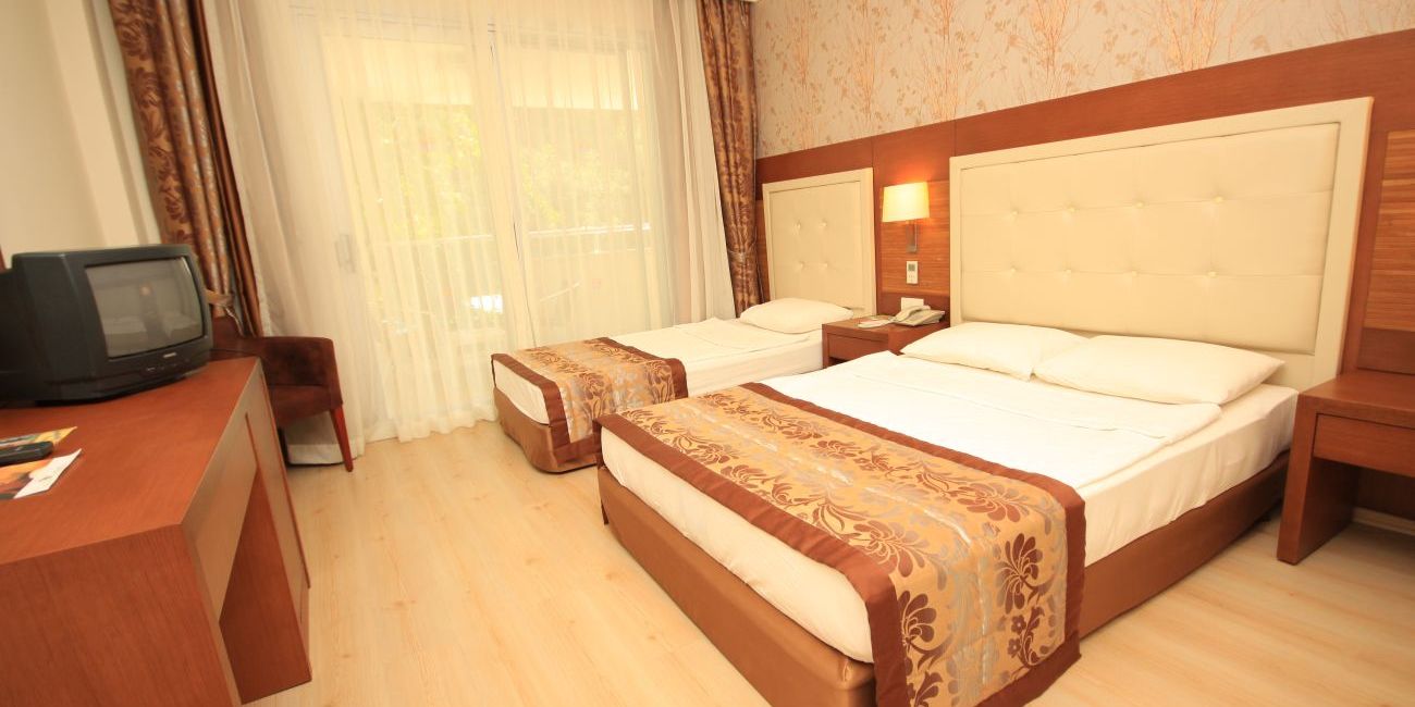 Hotel Turunc Resort 5*  Marmaris 