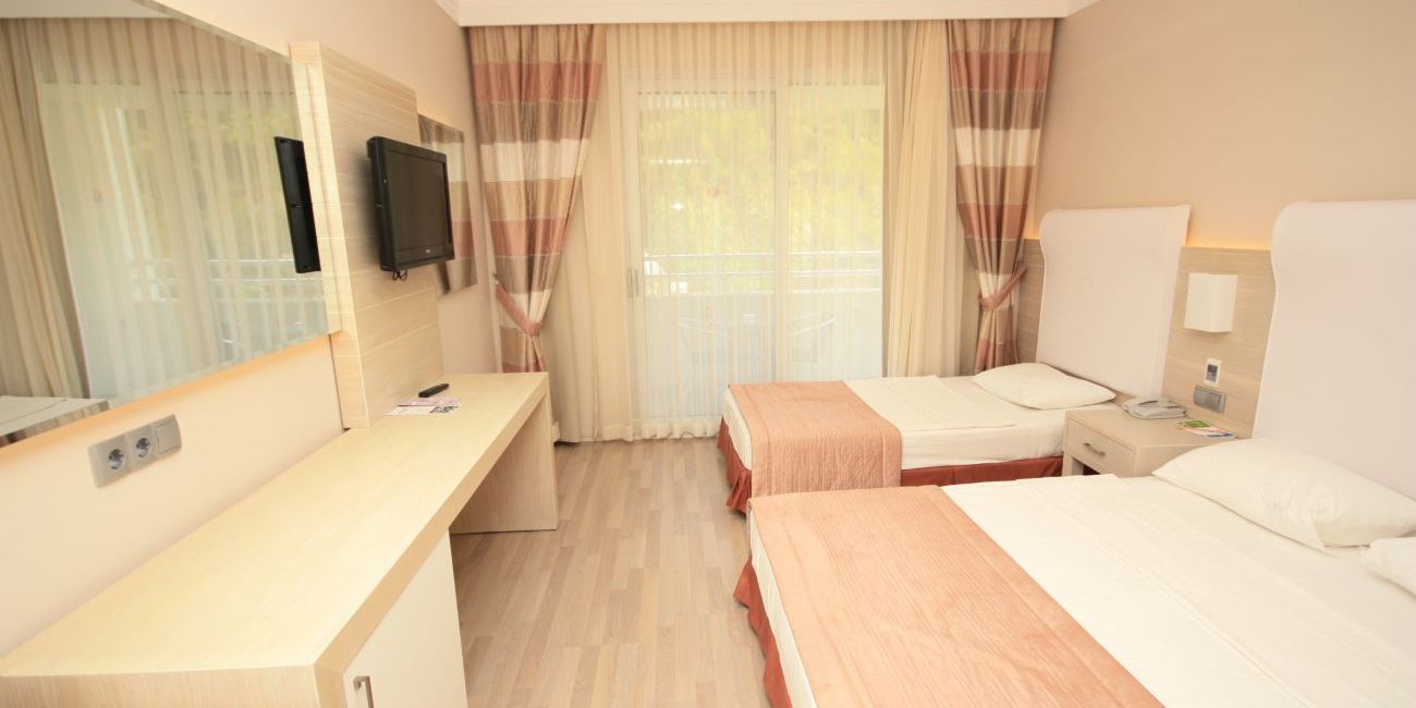 Hotel Turunc Resort 5*  Marmaris 