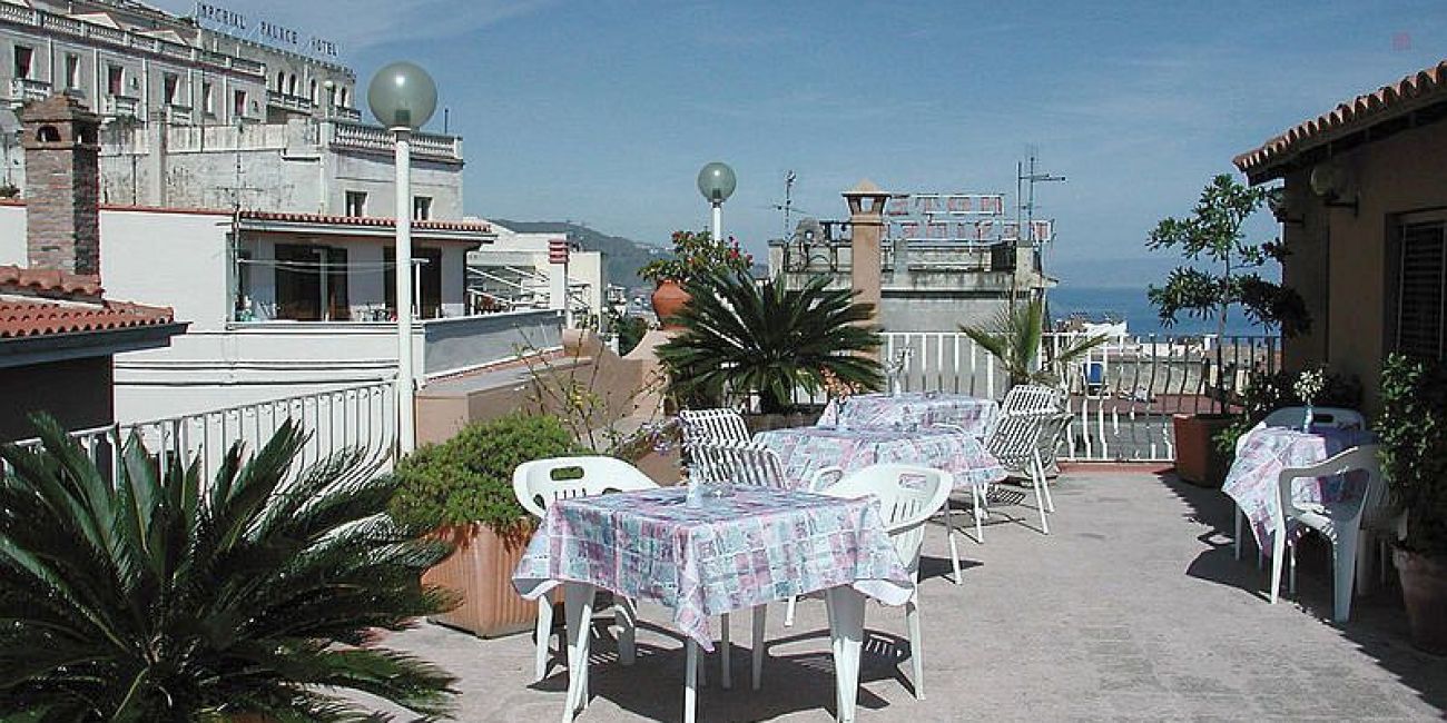 Hotel Villa Chiara 2* -  Taormina Sicilia 