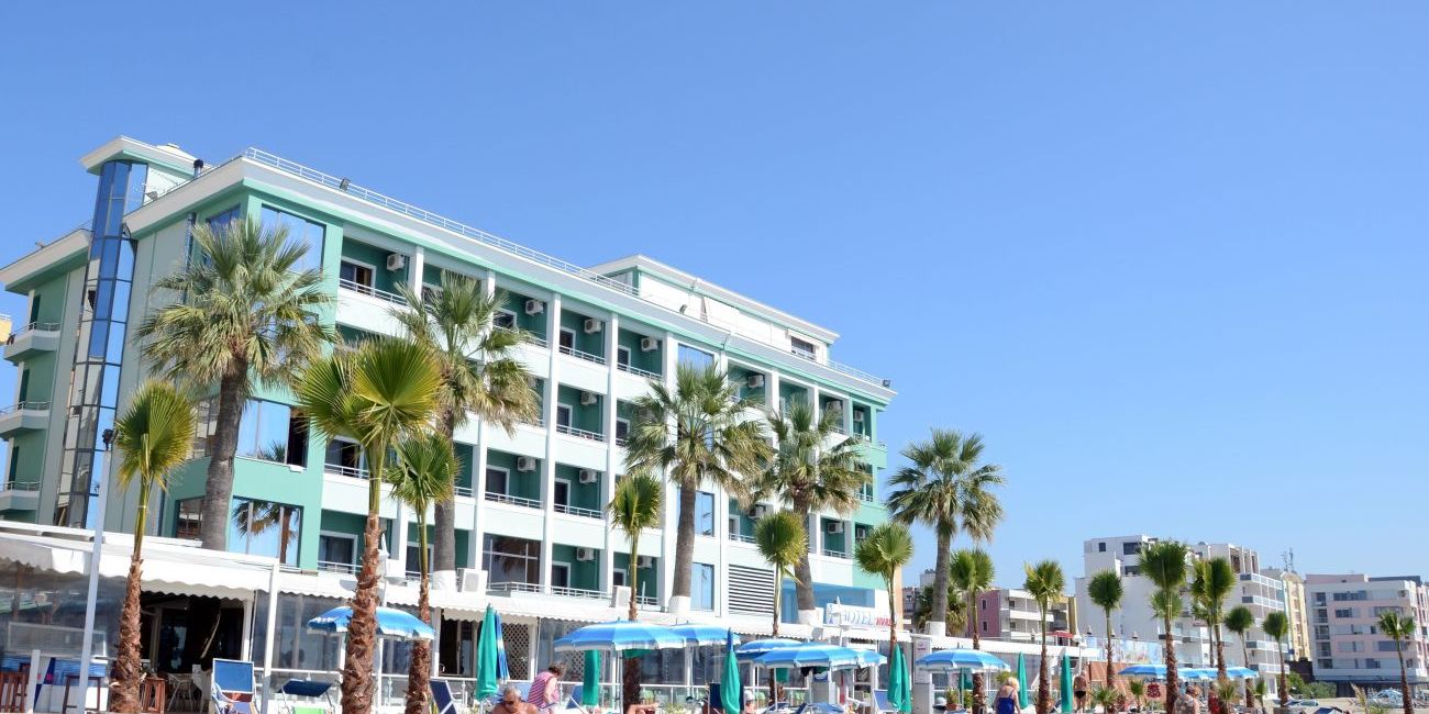Hotel Vivas 4* Durres 