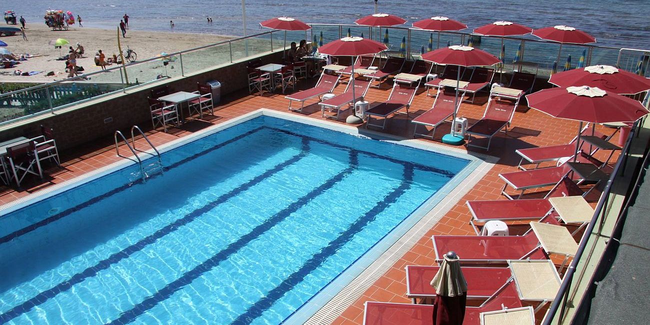 Hotel Vivas 4* Durres 