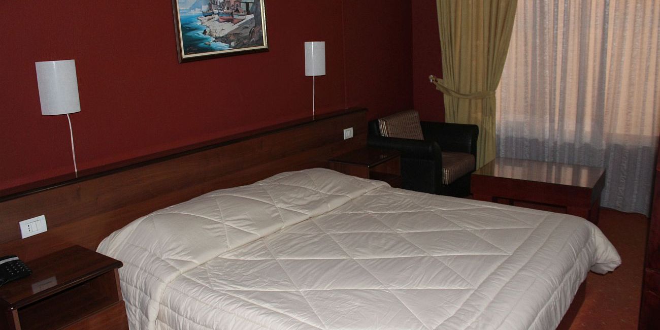 Hotel Vivas 4* Durres 