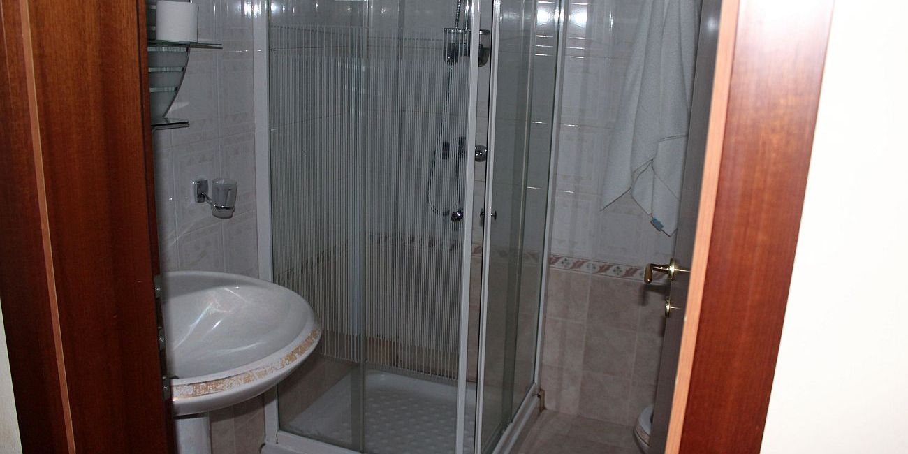 Hotel Vivas 4* Durres 