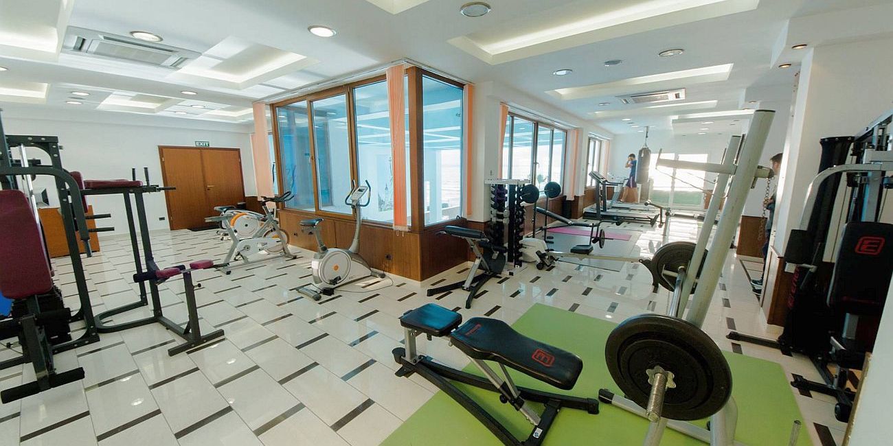 Hotel Vivas 4* Durres 