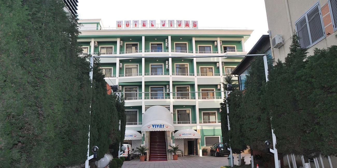 Hotel Vivas 4* Durres 