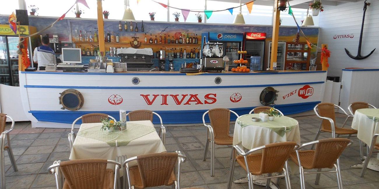 Hotel Vivas 4* Durres 