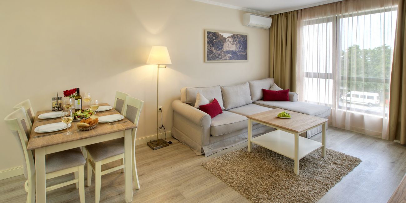 Hotel White Rock Castle 4*  Balchik 