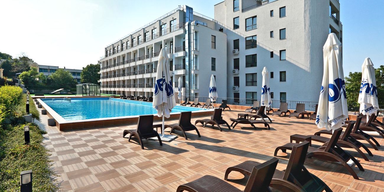 Hotel White Rock Castle 4*  Balchik 