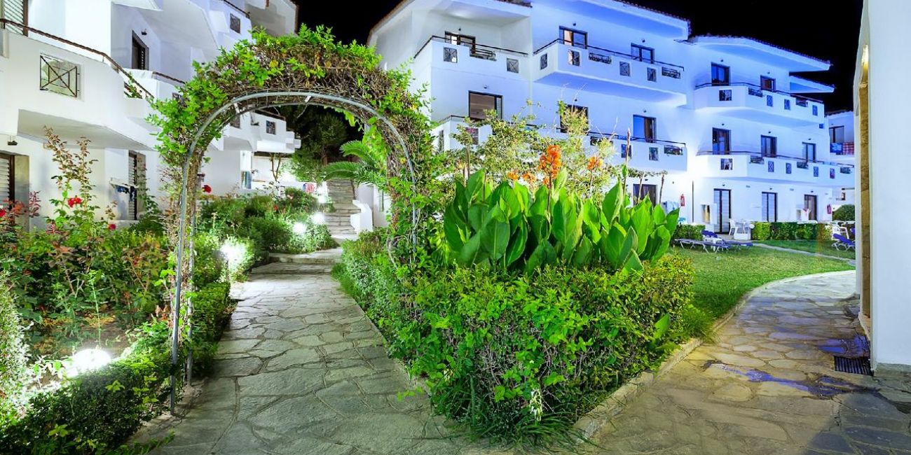 Hotel Xenios Dolphin Beach 3*  Halkidiki - Kassandra 