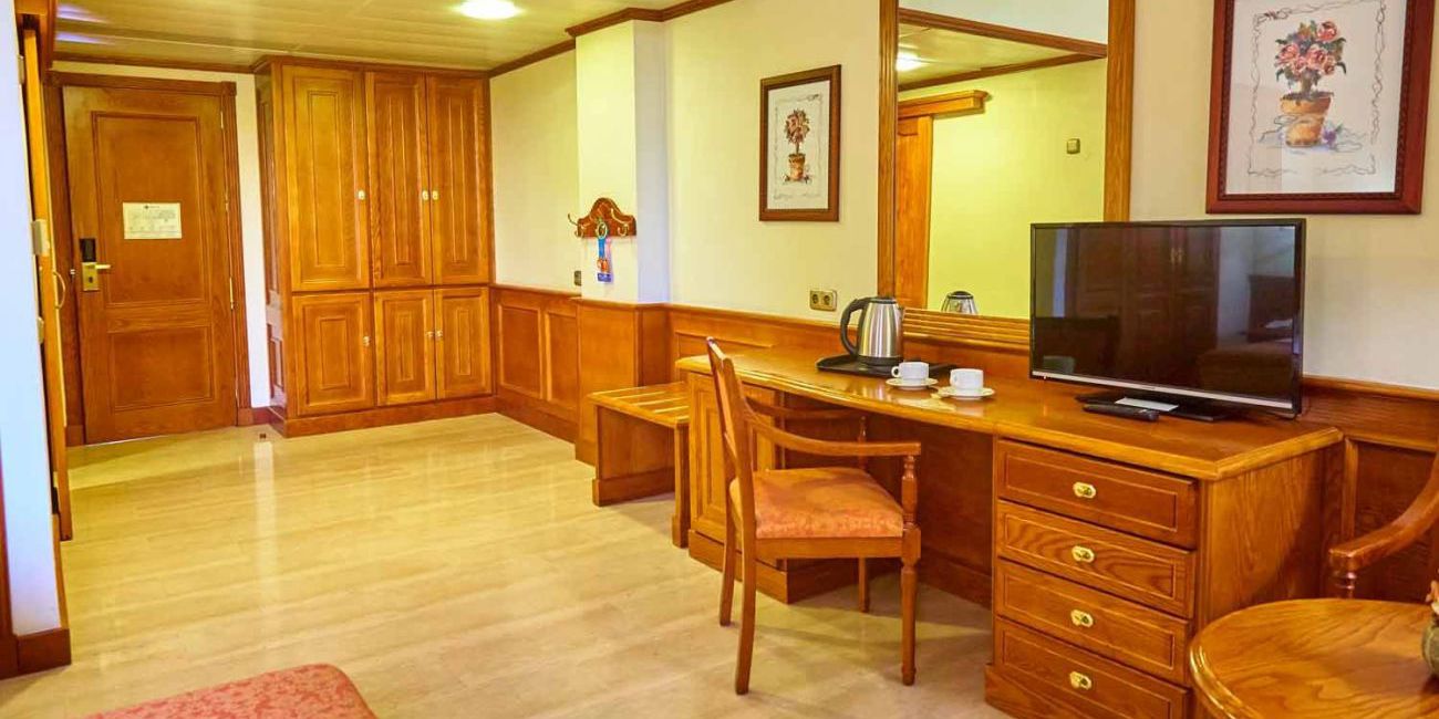 Hotel Zentral Center 4* (Adults Only 14+) Tenerife 